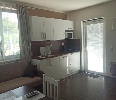 Hlohovec Apartment | Za Humnama