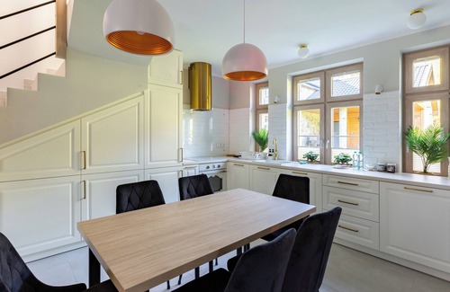 Przywidz House | Zacisze Skalnych Domków 22A