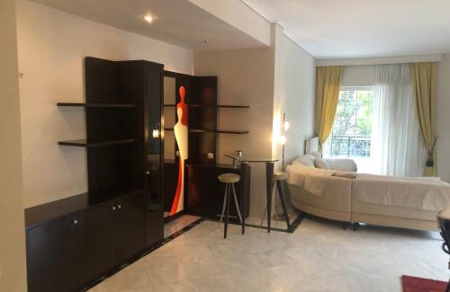 Kifisia Apartment | Zack's Grande