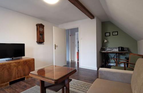 Walim Bed & Breakfast | ZACZAROWALIM - Dom w Górach Sowich