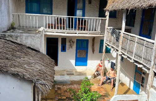Tofo House | Zanzi Guest House