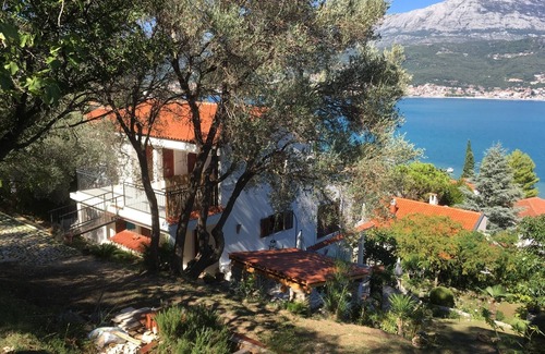 Igalo Apartment | Zazenda House with Sea and Mountain Views and Spacious Garden