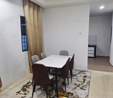 Bota Villa | Zehra Villa Seri Iskandar with Private Pool