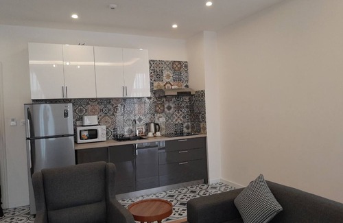 Kirkos Hotel | Zemilo hotel apartment