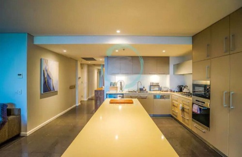 Darwin City Centre Condo | ZEN AT ESPLANADE - 3BR Luxury Corporate