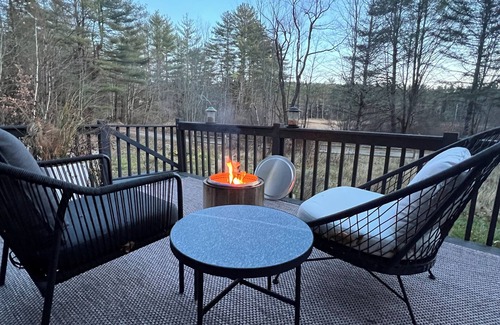 Bradford Cabin | Zen Retreat Cabin – A Tranquil Escape Minutes from Lakes & Mountains, 3bd/1.5bth