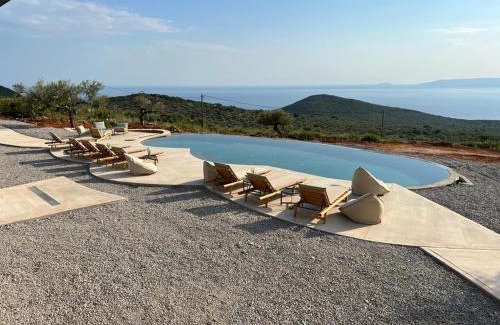 West Mani Apartment | Zen Rocks Resort