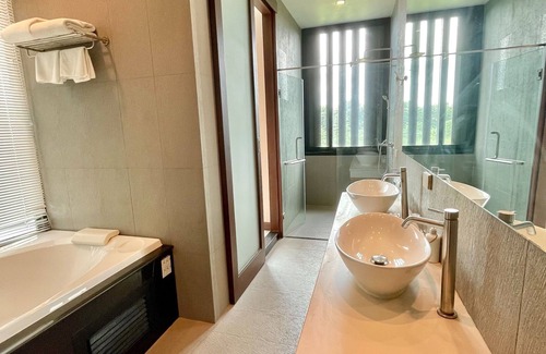 Pa Tan Resort | Zensala Riverpark Resort