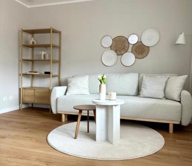 Uchtelfangen Apartment | Zentral I Business I Boxspring I Klima I Parkplatz