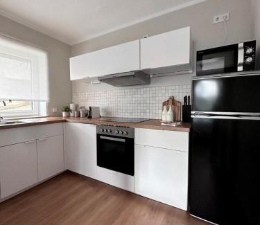 Uchtelfangen Apartment | Zentral I Business I Boxspring I Klima I Parkplatz