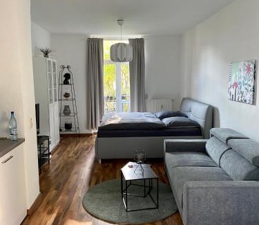 Aachen Apartment | Zentrale Ferienwohnung mit Balkon in Aachen