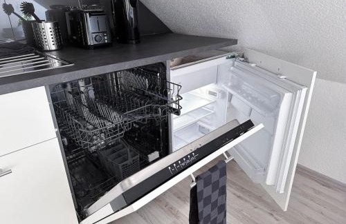 Ostviertel Apartment | Zentrale Wohnung für 4 mit Bett und Schlafcouch