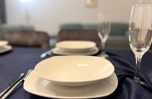 Oelde Apartment | Zentrale Wohnung mit Küche & 4 Betten in Oelde Stay Nest