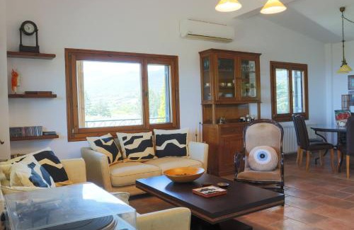 Anatolikos Olimpos House | ZeusPlace Olympus Olive Country House 2