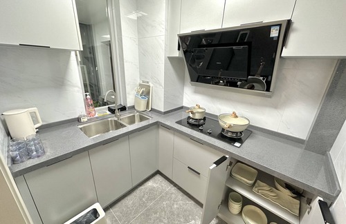 The North Bund Apartment | Zhome-Shanghai Shining River Apartment -Near the Bund