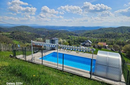 Bostanj Apartment | zidanica Bunderšek