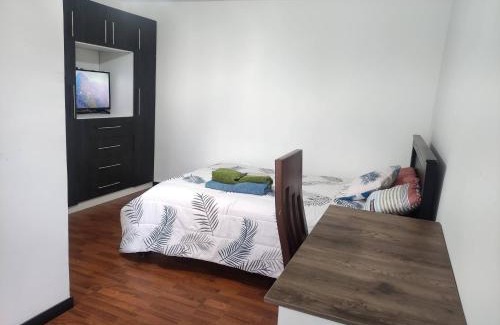 Parroquia San Francisco House | Zidko Guest House