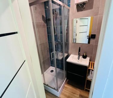 Koszalin Apartment | Zielony Apartamet Przy Fregacie