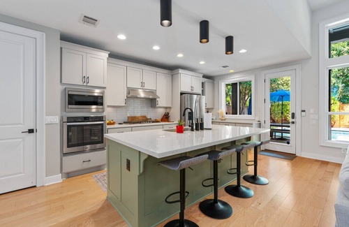 Zilker House | Zilker Oasis with Pool, Hot Tub, Walk to ACL