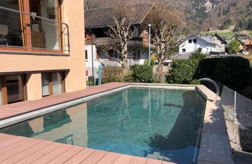 Mollis Bed & Breakfast | Zimmer mit eigenem Badezimmer