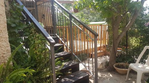 Neve Ilan Bed & Breakfast | Zimmer NEVE ILAN Guest Accomodation