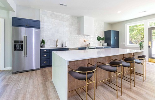 Valley Creek Run Apartment | Zinnia- Deluxe Double Queen Studio at The Dogwood