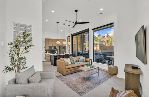 Zion National Park South Entrance Apartment | Zion Sage Suites