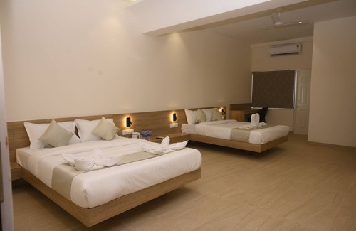 Kudal Hotel | Zip By Spree Hotels Neelam Nakshatra