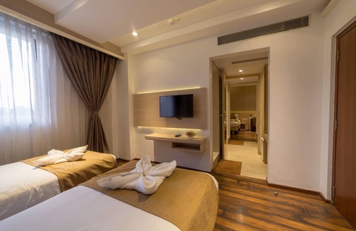 Belagavi Hotel | Zip By Spree Hotels Samudra