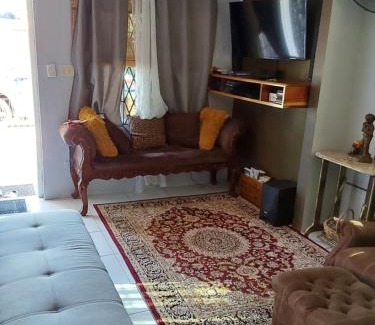 Bridgeport Apartment | Zipcode Hideaway Guesthouse