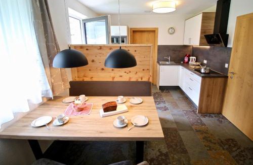 Pfunds Apartment | Zirbenlounge