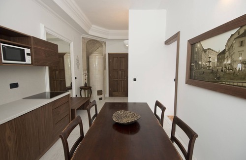 Ljubljana City Centre Apartment | Zois Apartments
