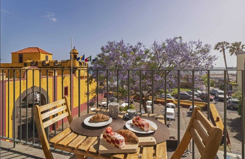 Old Town Apartment | Zona Velha I by An Island Apart