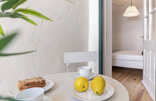Old Town Apartment | Zona Velha VII by An Island Apart