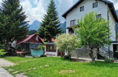 Busteni House | Zoso home