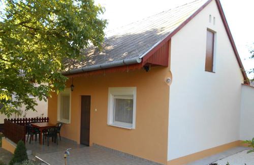 Zalakaros Apartment | Zsuzsi Apartman