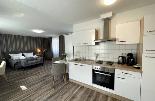 Weida House | Zur Altstadt - Am Fuße der Osterburg - Gaststätte, Pension, FEWO