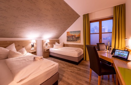 Kuemmersbruck Hotel | Zur Post Kümmersbruck