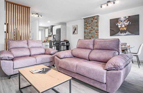 Nerja Villa | Zurbaran Villa 5 - Three Bedroom Villa, Sleeps 6
