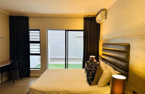 Greater Johannesburg Metropolitan Area Apartment | ZURIEL SPACES APARTMENT IN SANDTONnLocated in the heart of Sandton