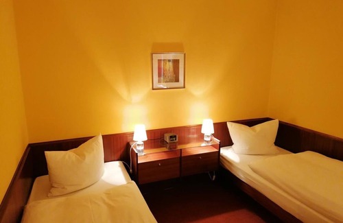 Fuerstenfeld Bed & Breakfast | Zweibettzimmer 41 - B³ Barbara's Bed & Breakfast