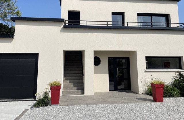 à 100m de la Plage aux Centre des Commerces