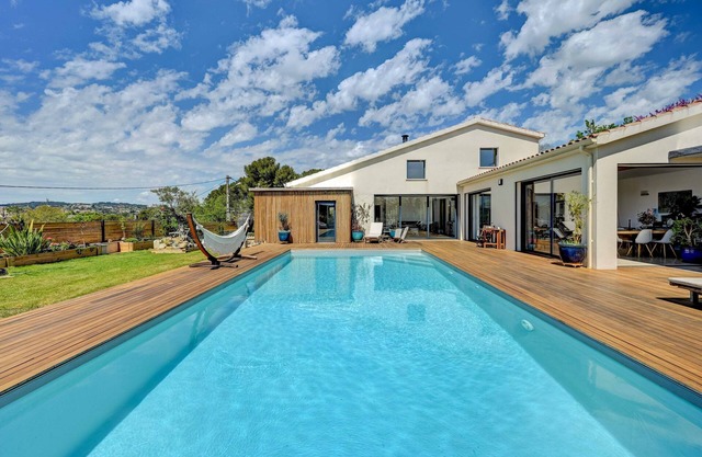 À Deux pas du Centre Historique Daix-en-provence