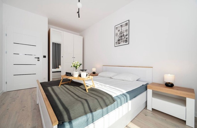 Łódź Pomorska Apt - 50m2 with Balcony - by Rentujemy