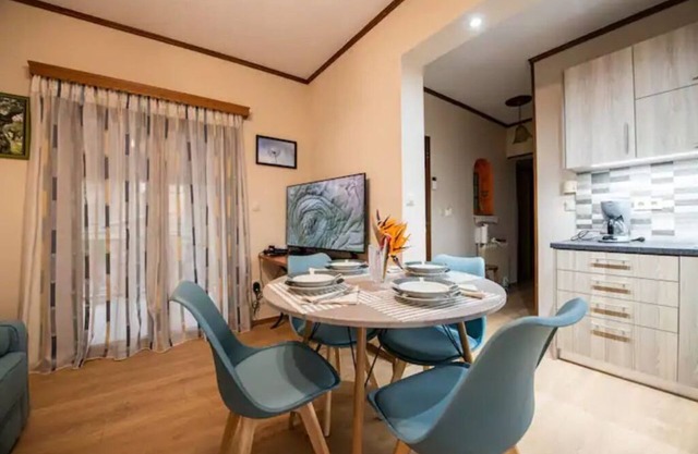 Χαλαρώστε σε ένα ιδιωτικό μέρος 1χλμ απ'τη θάλασσα