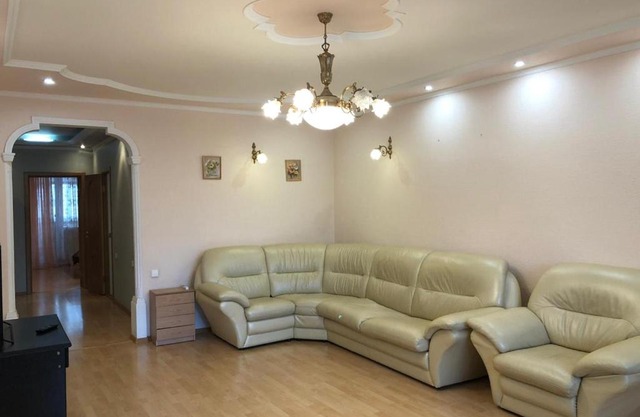 Уютная двух комнатная квартира на Маркса