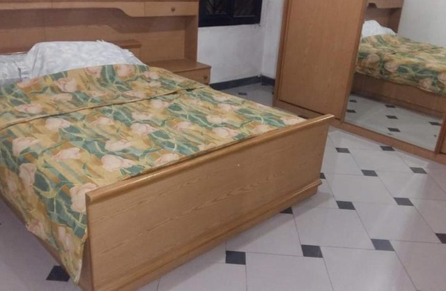 شقة مفروشة فندقية بأرض الجولف أرقى واهدى حى بمصر الجديدة