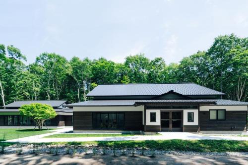 森のオーベルジュ 三 みつ - 旧 森厚真hotel CHUPKI -