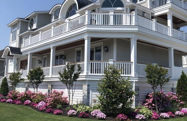 1/2 block from the beach, Stunning 110 degree views abound! SO MUCH MORE!