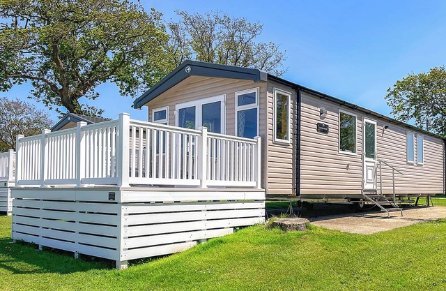 1 bedroom accommodation in Newbridge, Nr Yarmouth